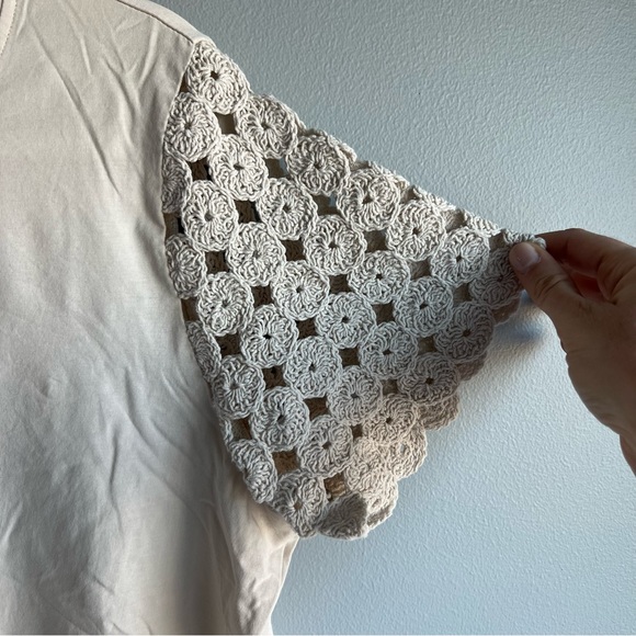 Joie Cropped Offwhite Top - Picture 2 of 5